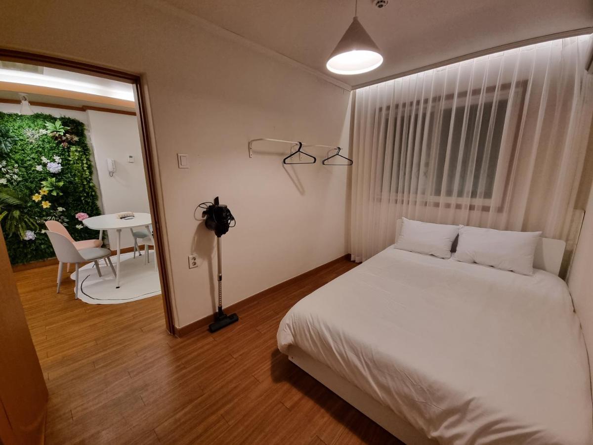 Complace H Seoul Exterior foto