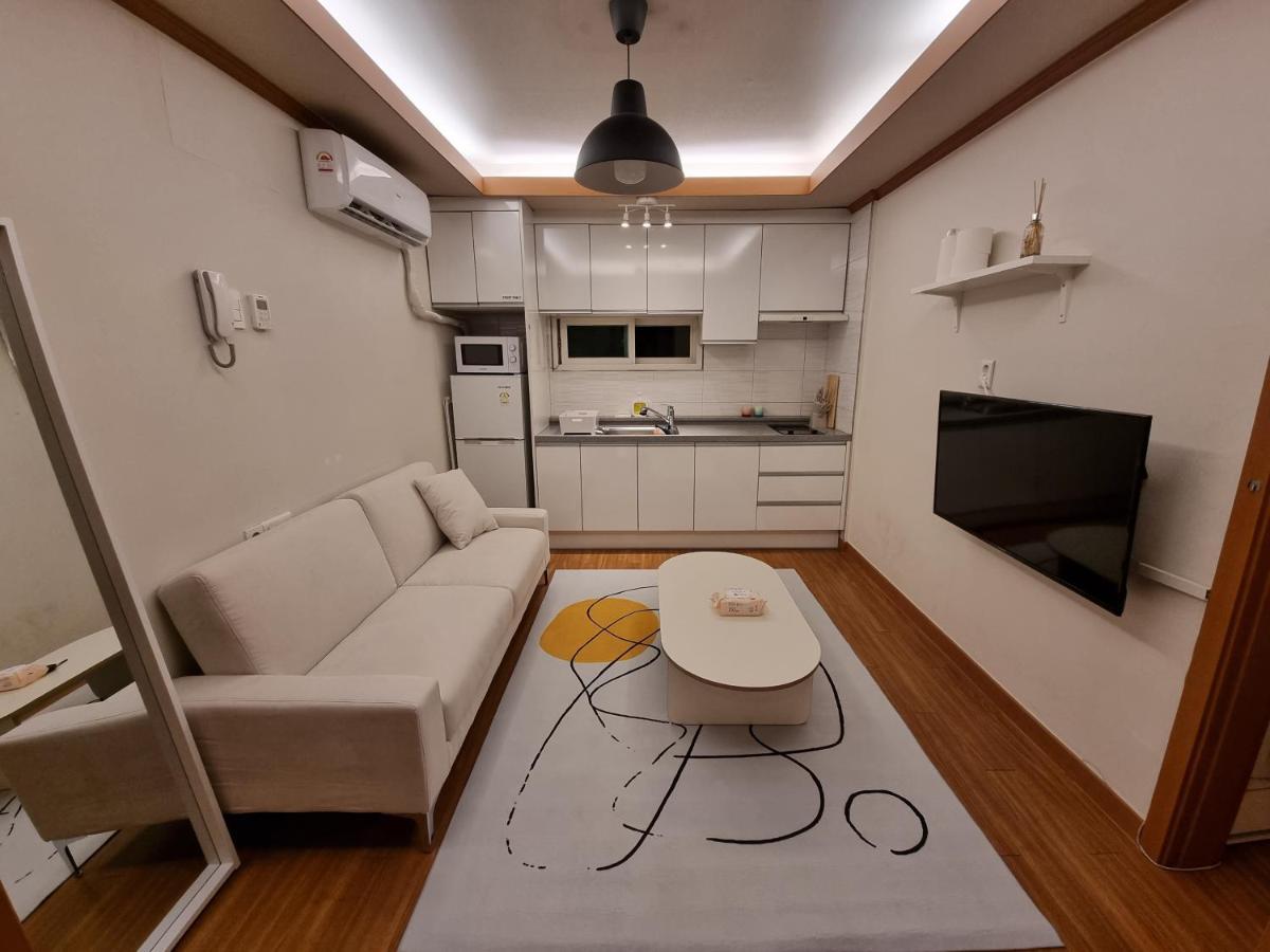 Complace H Seoul Exterior foto